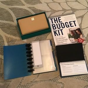 Dave Ramsey wallet, envelope system & Staples Brand Planner with budget book